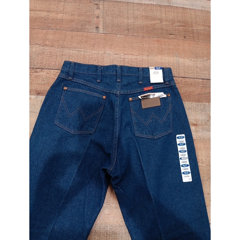 NEW Wrangler Slim Fit Cowboy Cut Jeans Women's Size 13 x‎ 32 Denim 2629